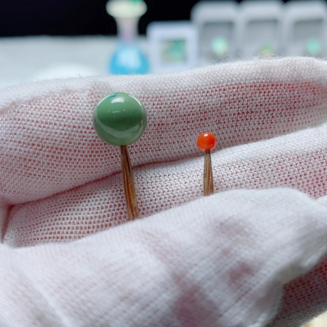 南红玛瑙未镶嵌珠宝奇石