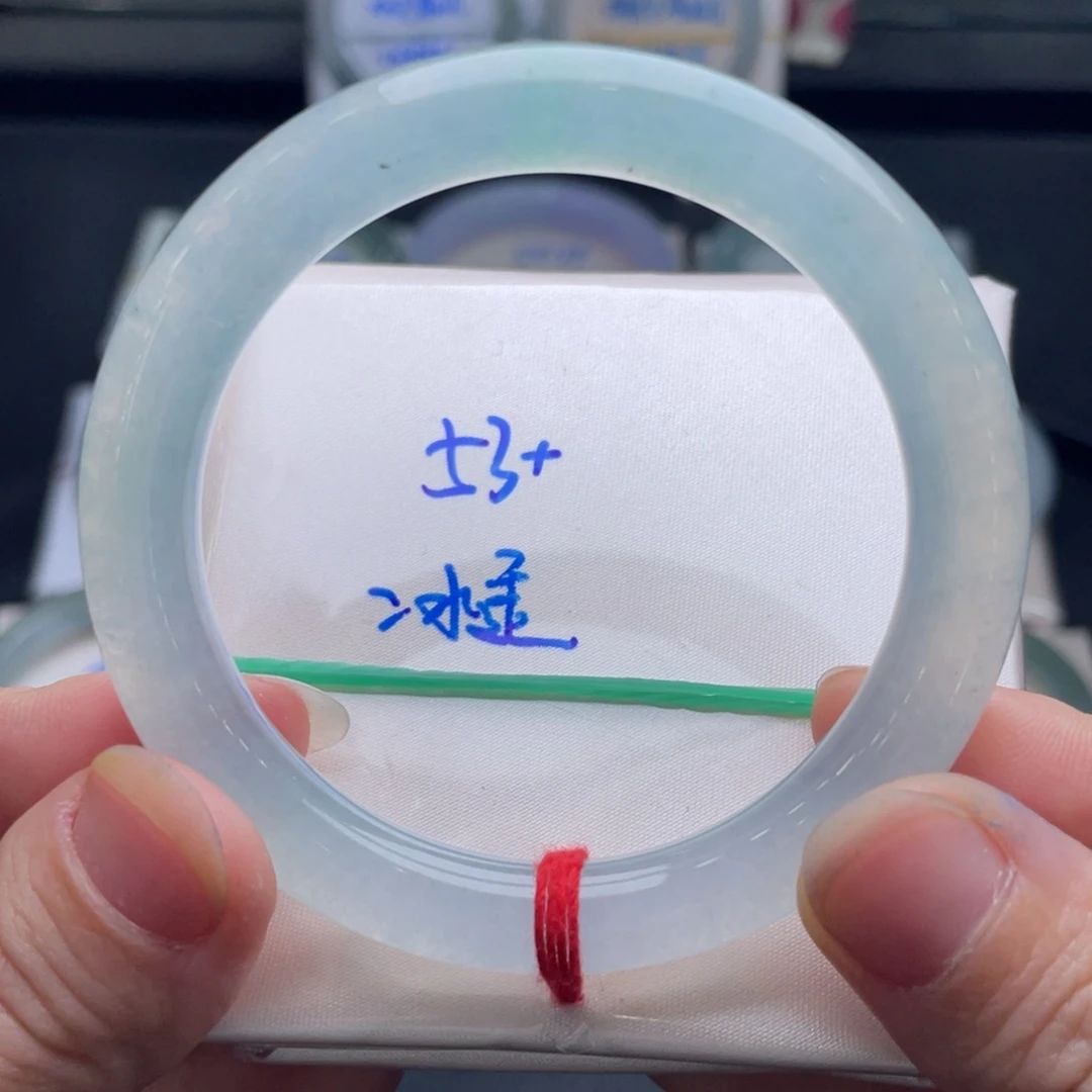 翡翠未镶嵌手镯翡翠手镯18