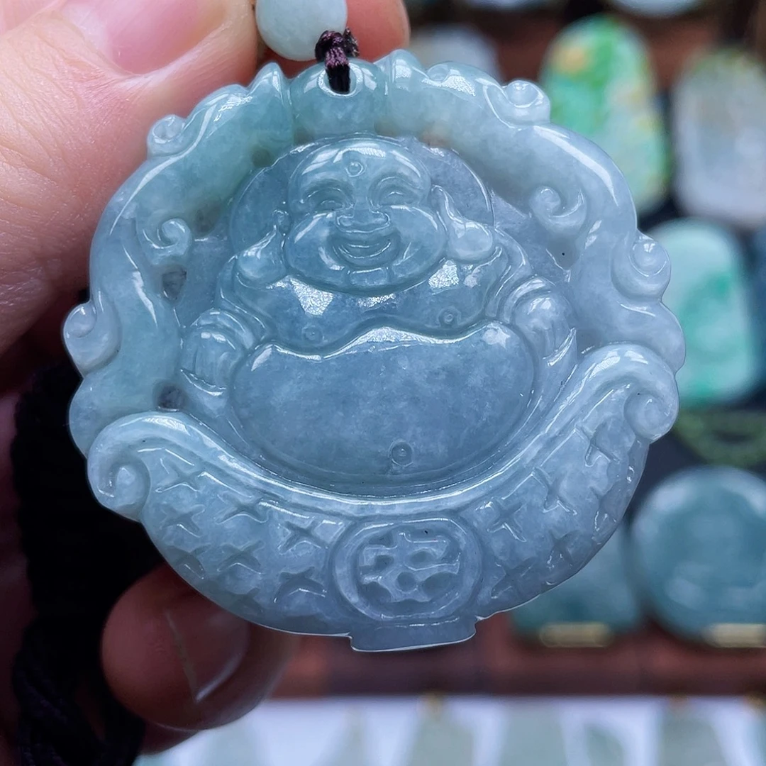 翡翠未镶嵌颈饰财库佛公