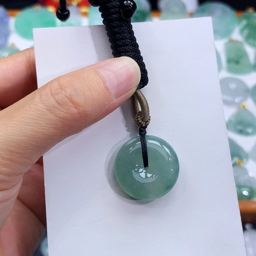 翡翠未镶嵌颈饰翡翠吊坠