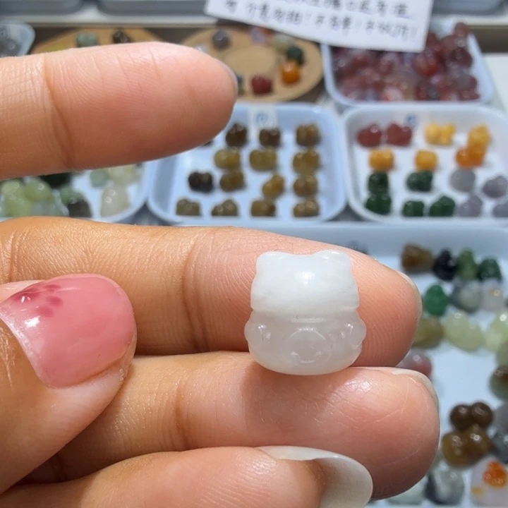 和田玉未镶嵌珠宝奇石