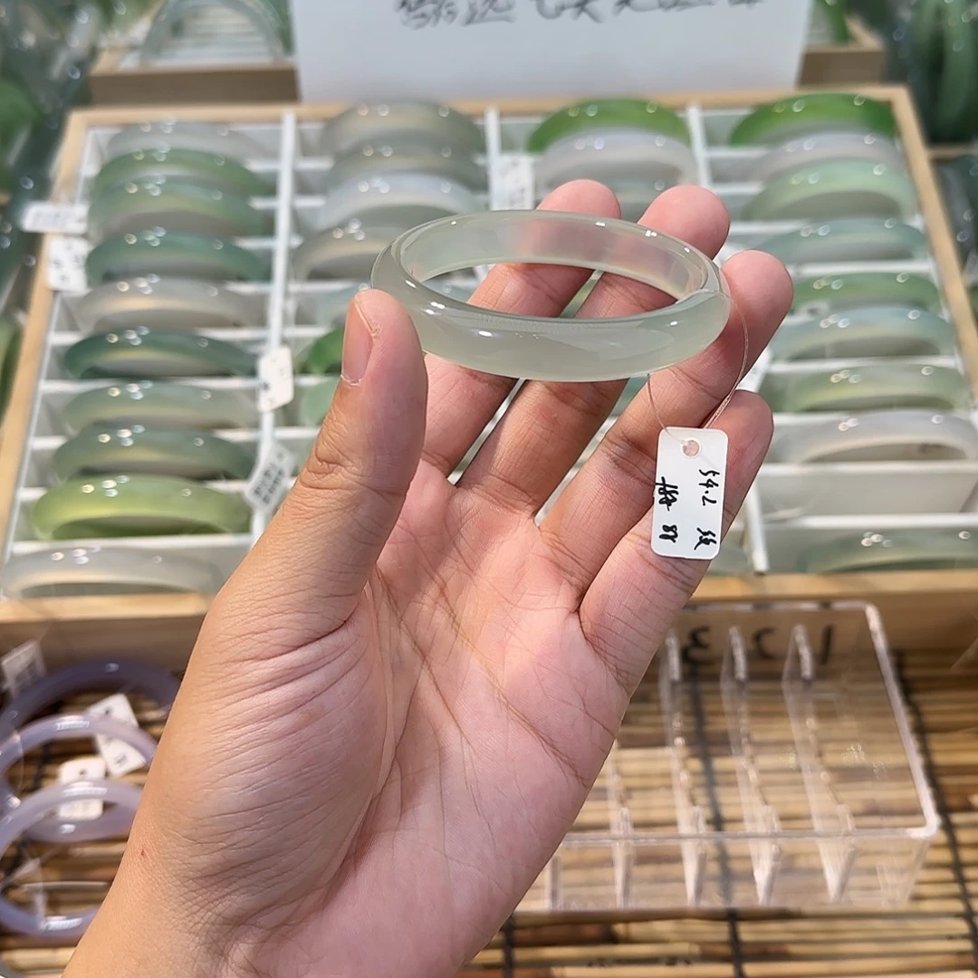 玛瑙/玉髓未镶嵌手镯圈口54.2