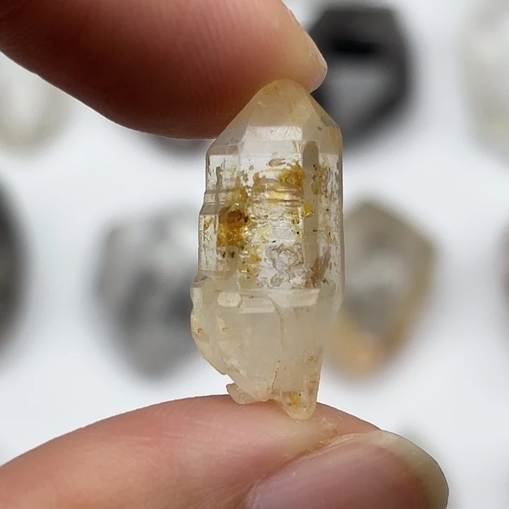 水晶未镶嵌颈饰巴基斯坦油胆闪灵钻23mm