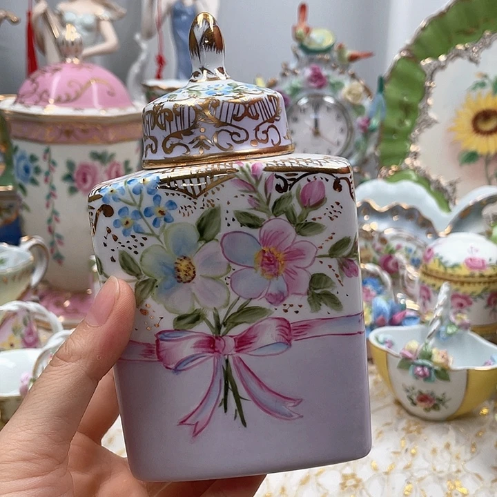杯碟陶瓷摆件陶瓷