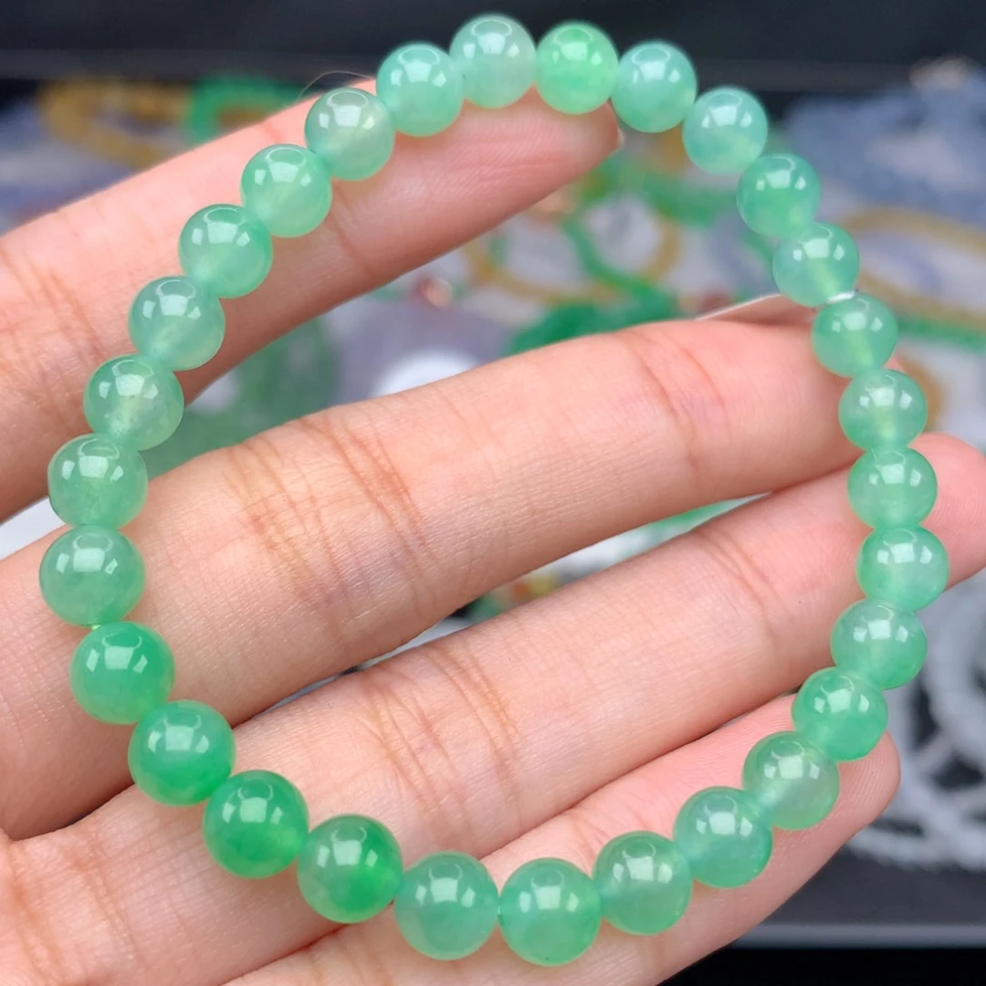 翡翠手链未镶嵌卡