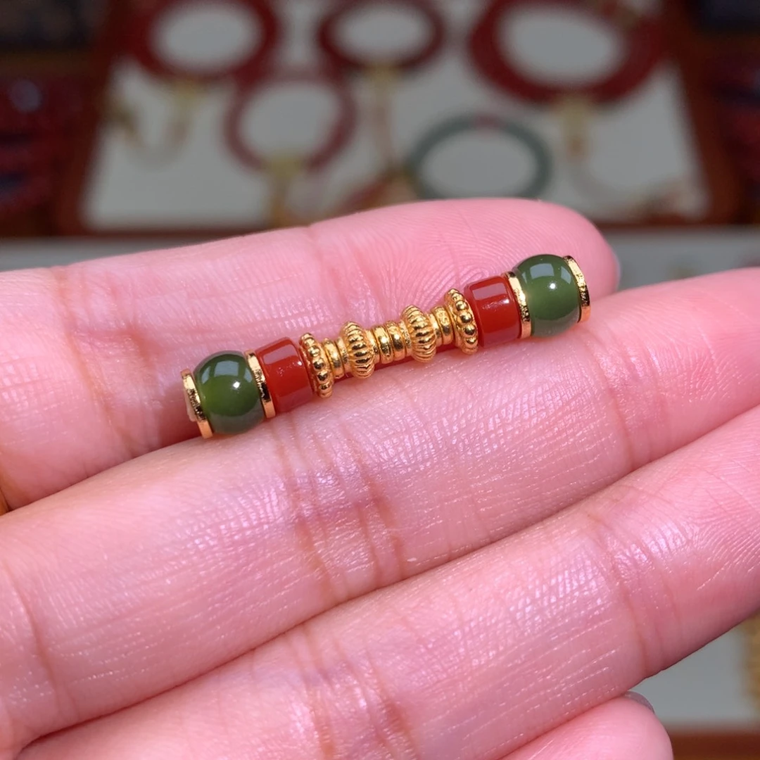 南红玛瑙未镶嵌颈饰