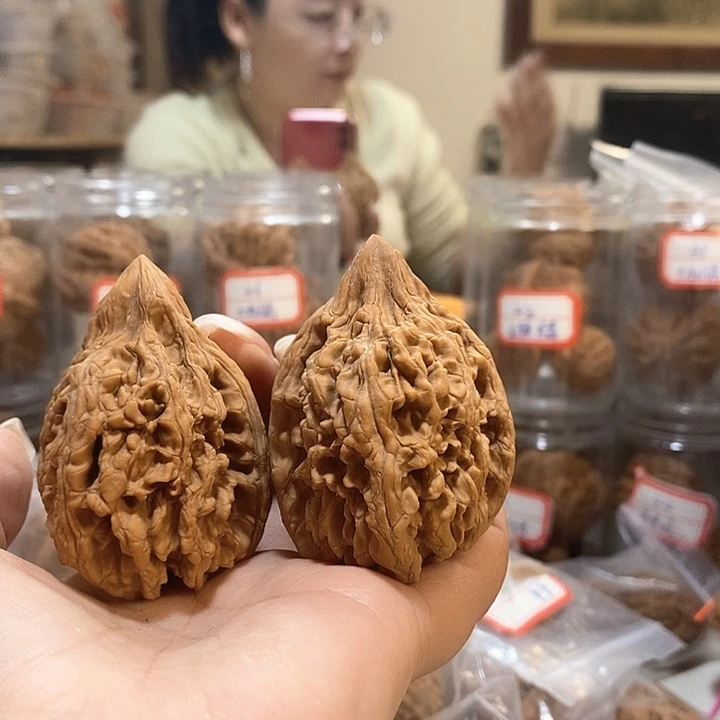 文玩核桃吊坠海**涵43大沽石有修