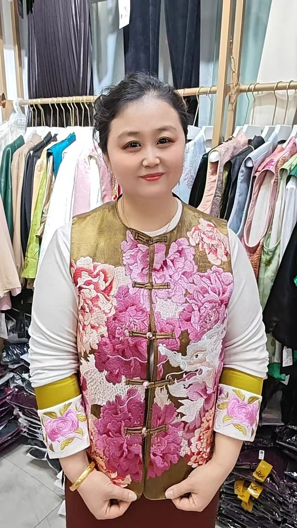 【爆米花】国风重工刺绣满绣马甲