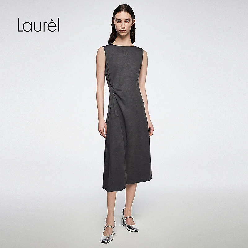 Laurel劳芮25秋新款无袖侧褶收腰连衣裙女LWD362Y11600