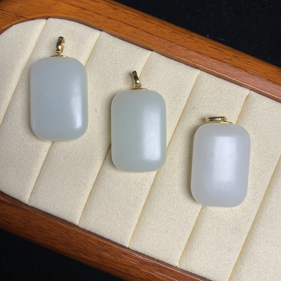 思懿手镯之家18K和田玉吊坠约20*30*8mm-ZPBY052②-2HYT多样性发一