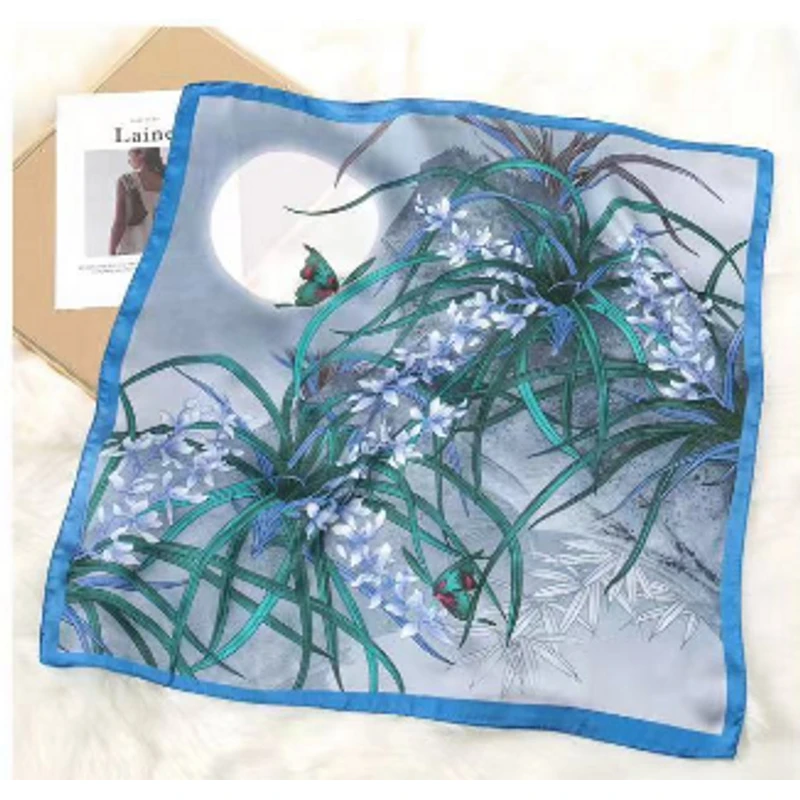 【蓝翼花海】u156精美大气百搭经典款70*70仿真丝方巾