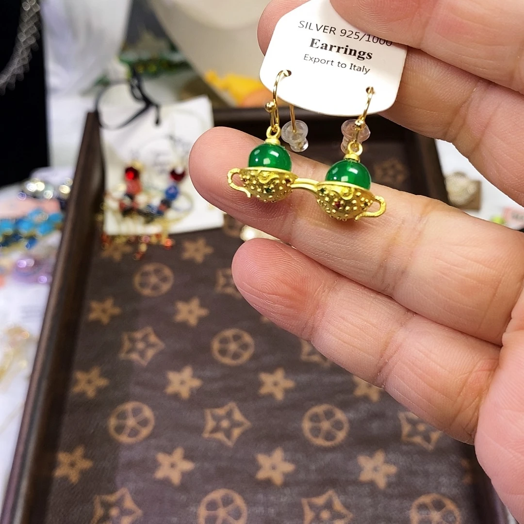 锆石纯铜合金耳钉