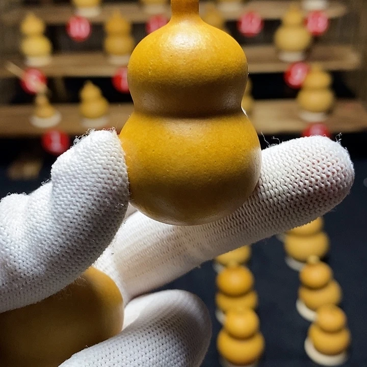 满***）大叶紫檀（黑酸枝木类）