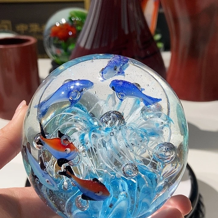 琉璃纯手工琉璃海豚鱼球