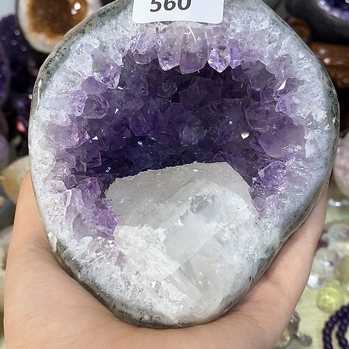 未镶嵌水晶大型摆件（非配饰）娜****1