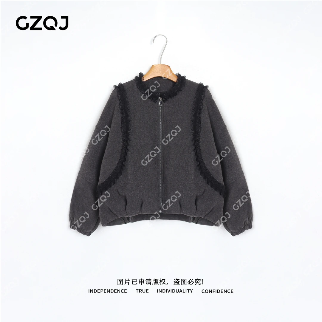老琴私服【雾灰蕾语】格雷减龄圆领羽绒外套蕾丝拼接上衣女爆款2811