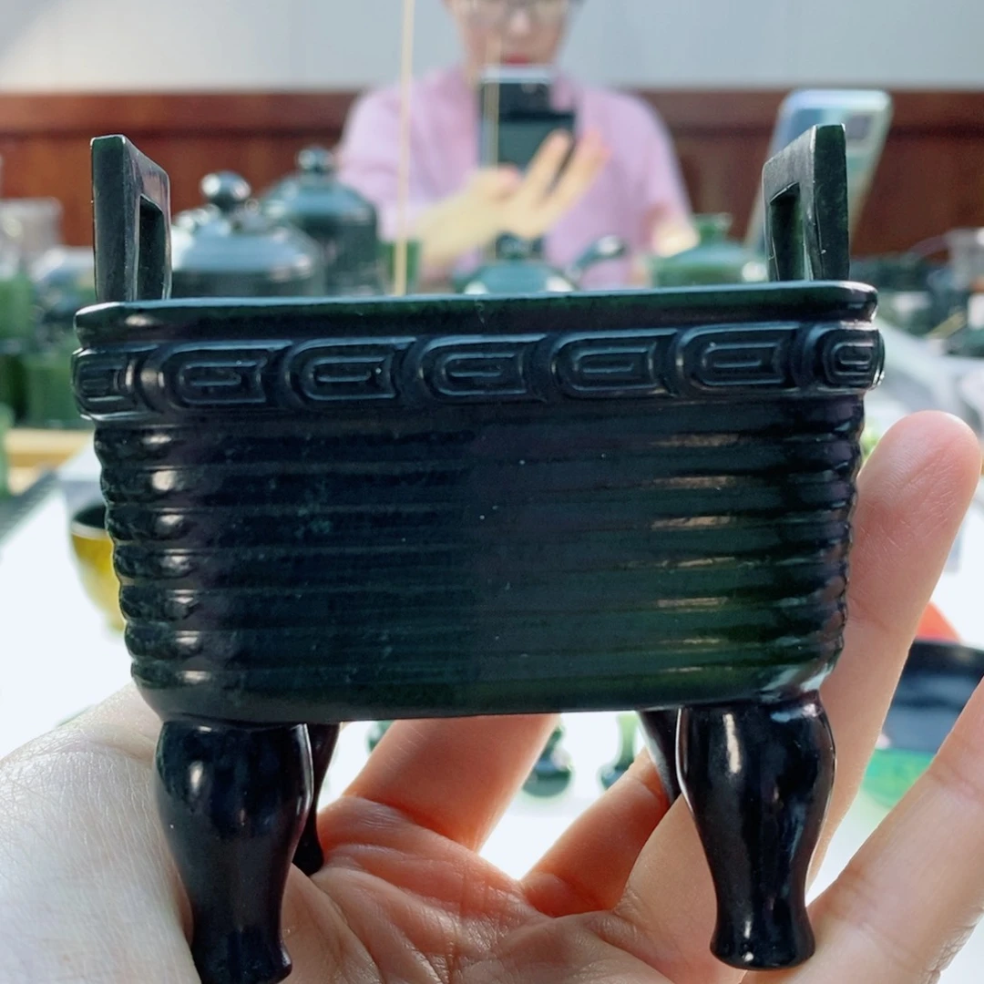 未镶嵌和田玉摆件福利款