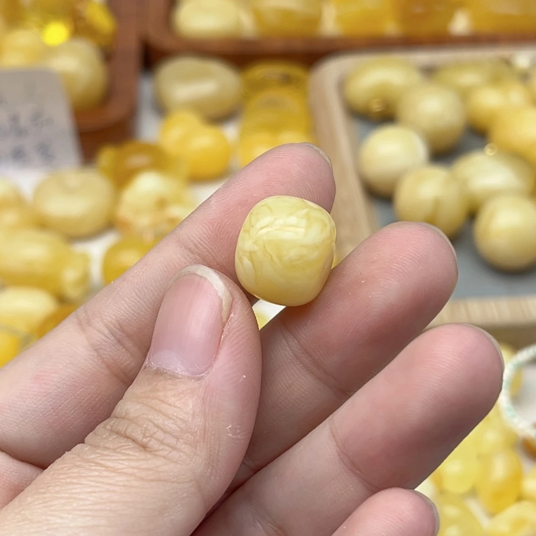 裸石蜜蜡未镶嵌配饰