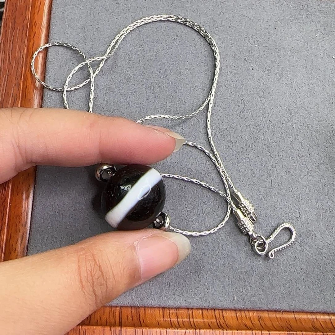 闹***d玛瑙/玉髓颈饰未镶嵌R014121