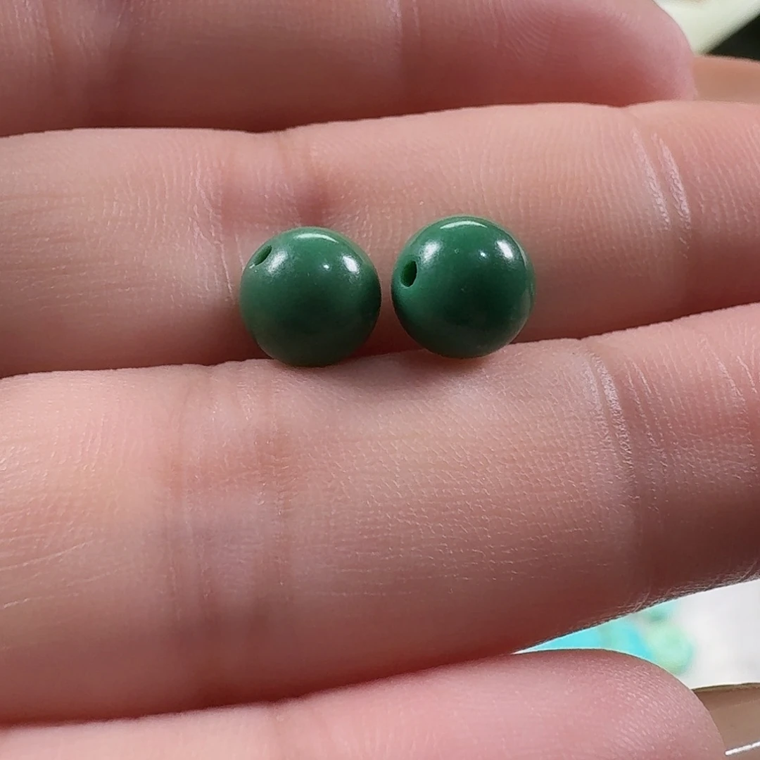 手***云绿松石未镶嵌颈饰