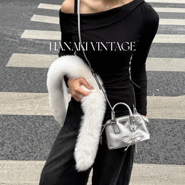 95新 Prada/普拉达 花绮中古/Prada银色mini plume包/95新