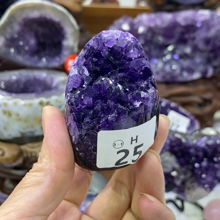 未镶嵌水晶大型摆件（非配饰）