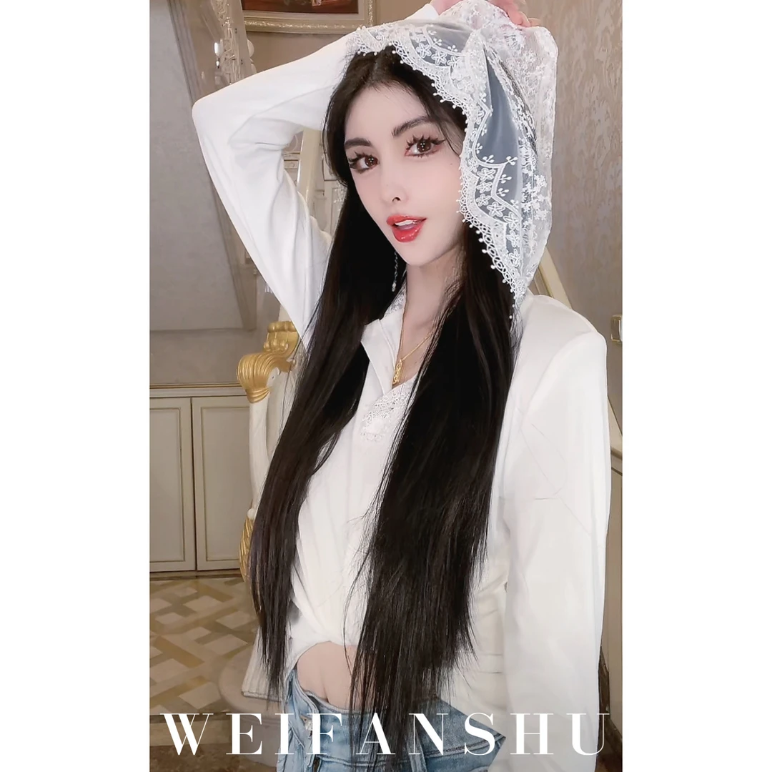 WEIFANSHU/魏凡舒【甜心玩伴】早春新款宽松百搭长袖蕾丝连帽上衣