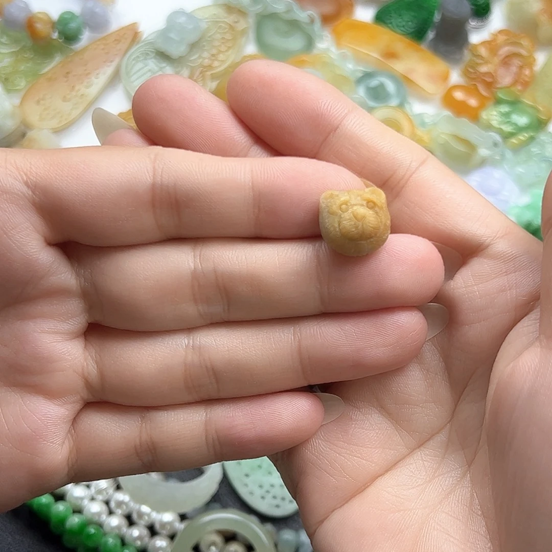 未镶嵌定制翡翠翡翠