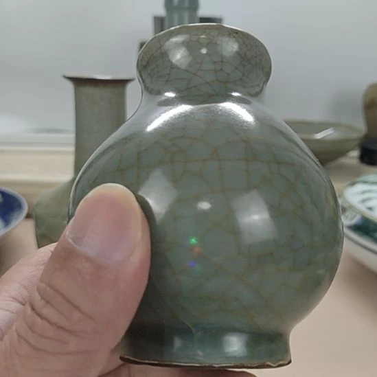 罗***山琉璃手工艺品龙泉清油罐