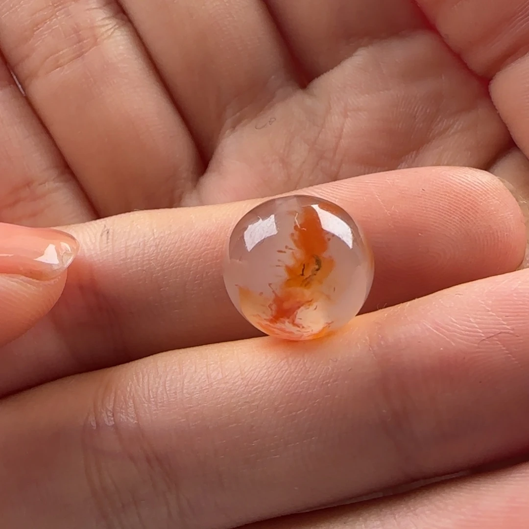 南红玛瑙未镶嵌冰飘圆珠12.6
