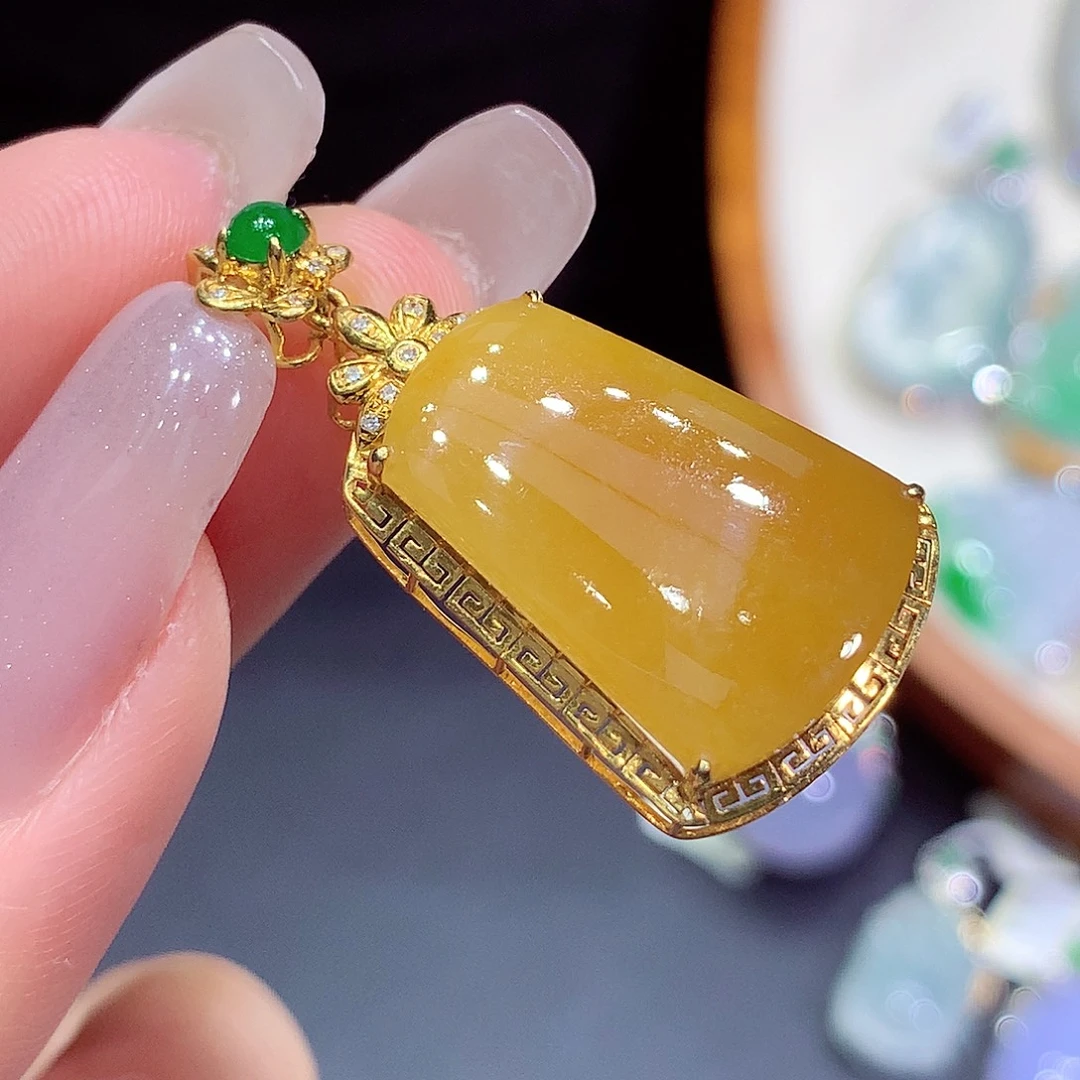 翡翠18K金镶嵌吊坠(不含链)