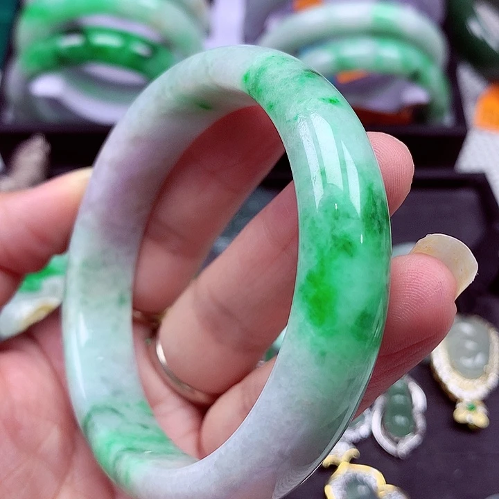 未镶嵌手镯翡翠翡翠