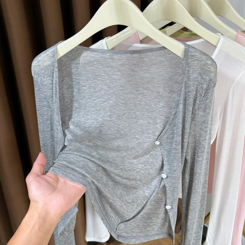 清冷灰色防晒开衫女夏季配吊带裙子外搭薄款披肩冰丝针织小外套女