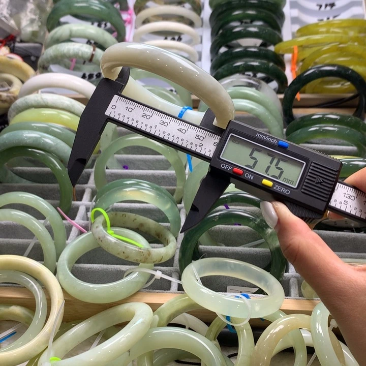 合金绿泥石云母质玉（岫岩玉）手链264