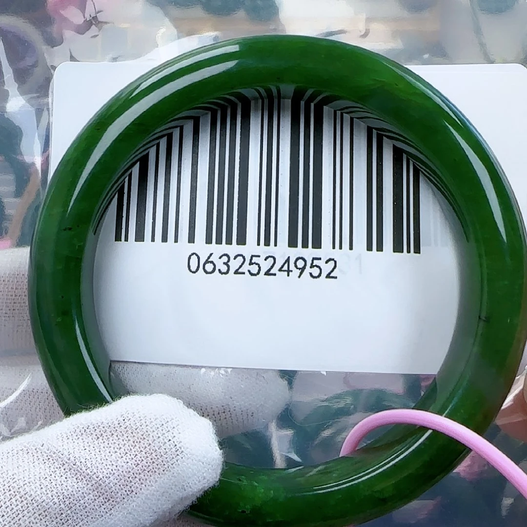 和田玉（碧玉）手镯未镶嵌包容5859