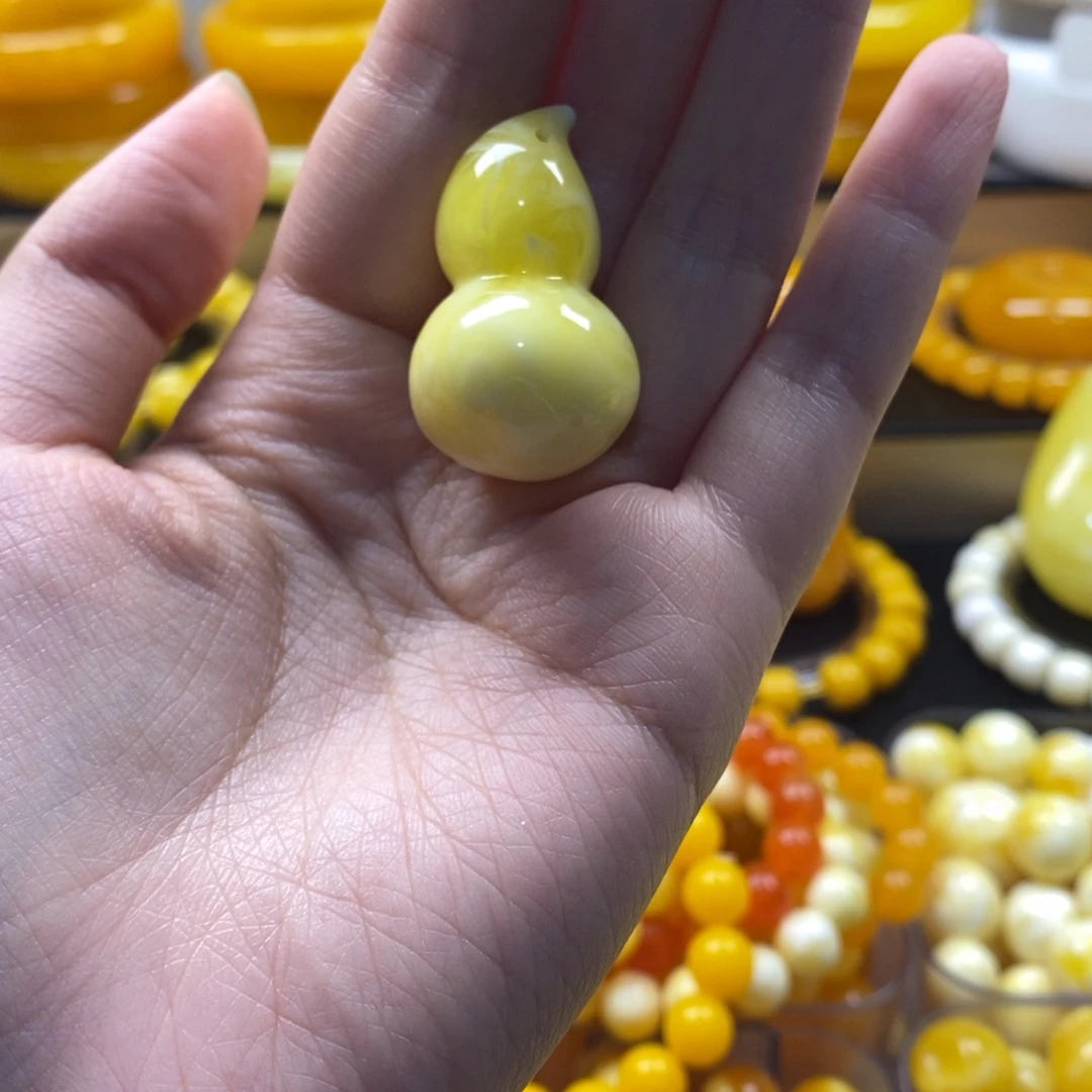 红****大理石磁石白妖花小葫芦吊坠全品无暇