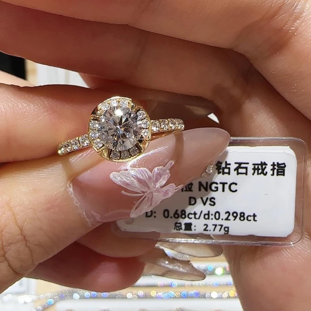 实验室培育钻石18K金镶嵌k黄花苞 15圈