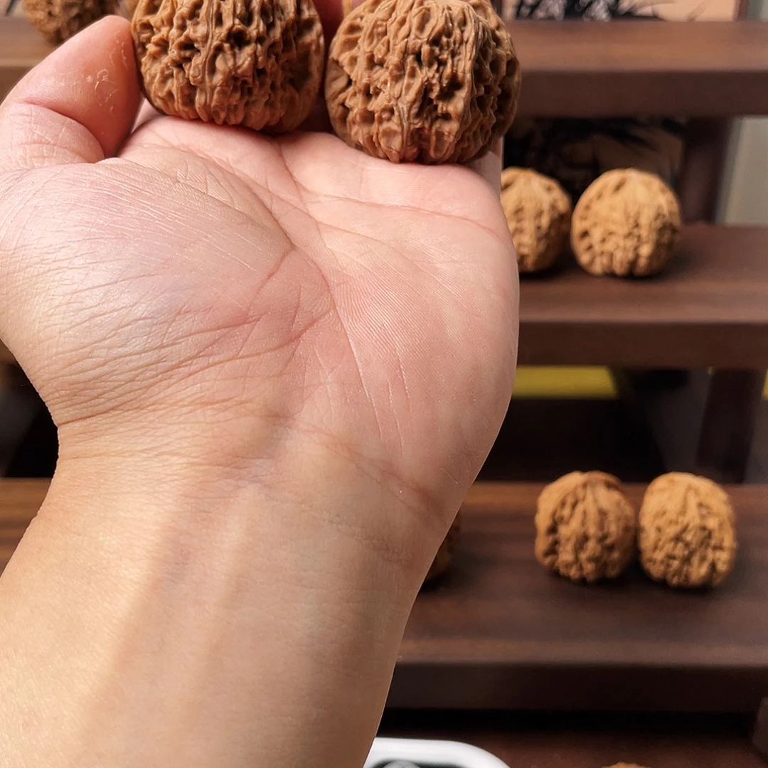 文玩核桃吊坠南疆石