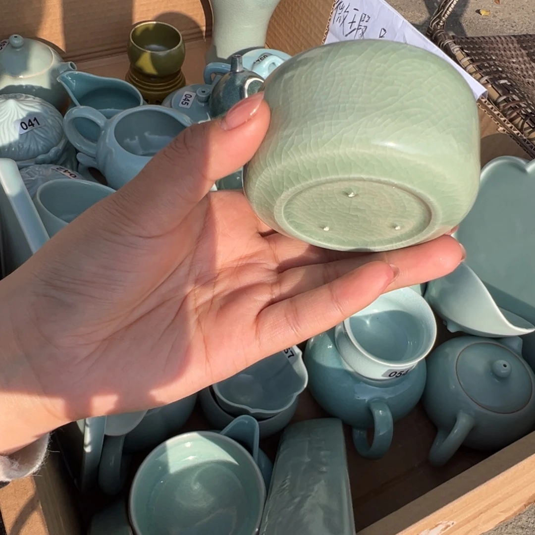 陶精品单杯豆青。