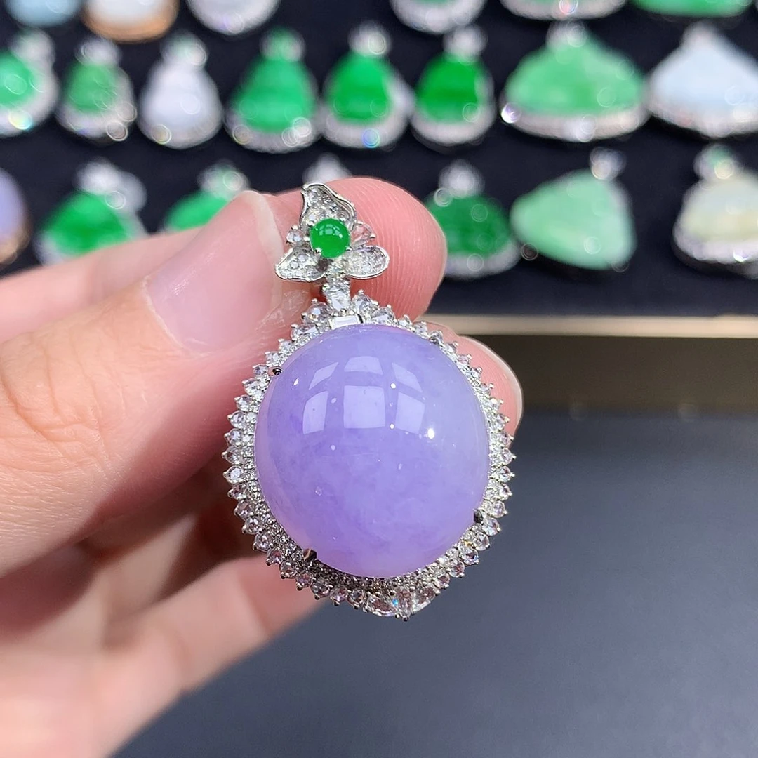 翡翠18K金镶嵌吊坠(赠链)