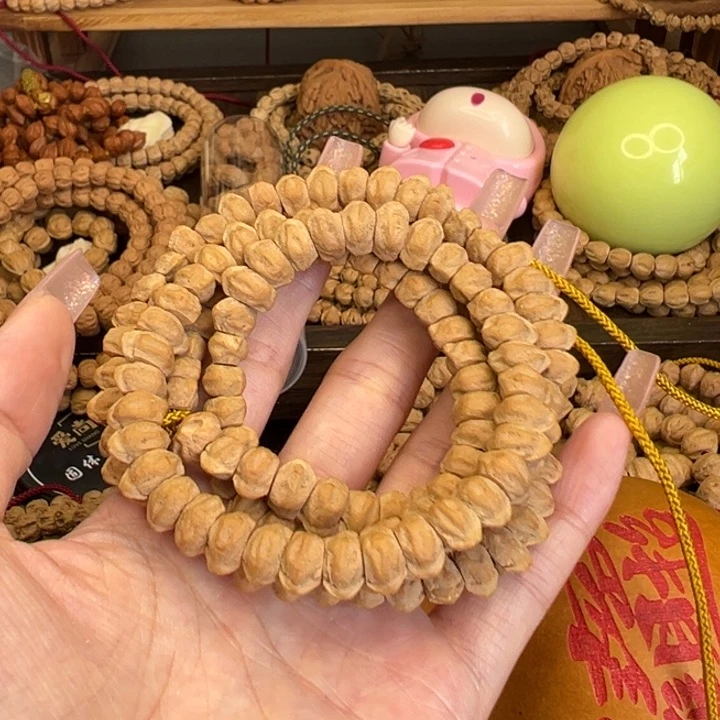 【闪购商品】吊坠柏香籽/百香籽一*