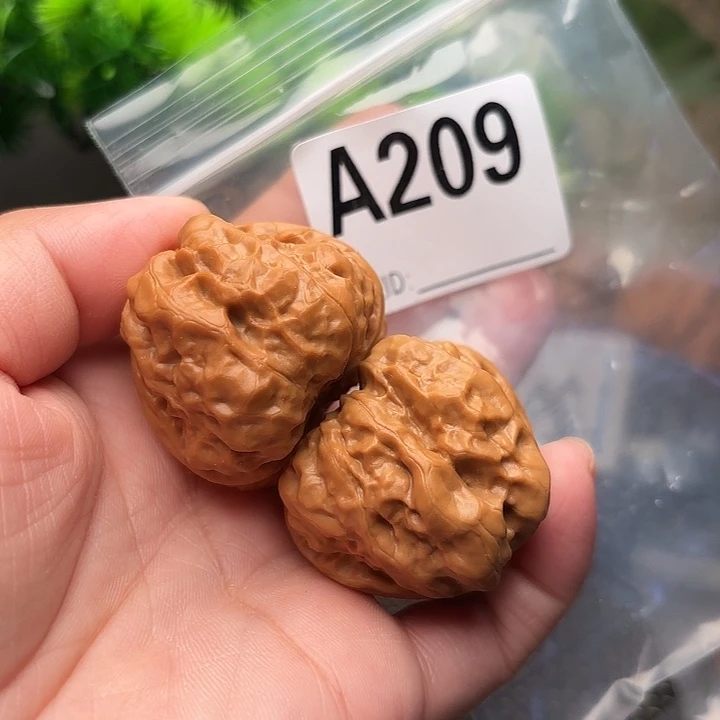 明***酒桃核把件核桃蛤蟆头37