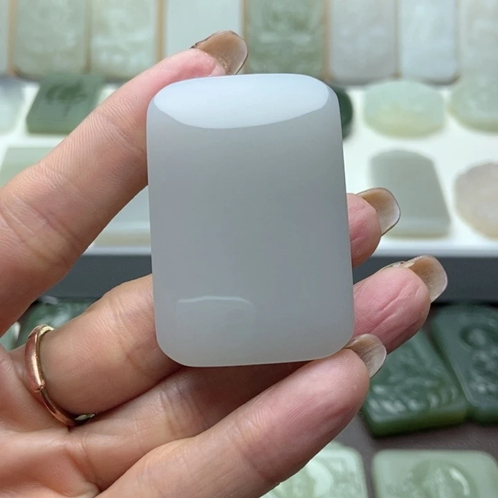 和田玉颈饰未镶嵌顺**然