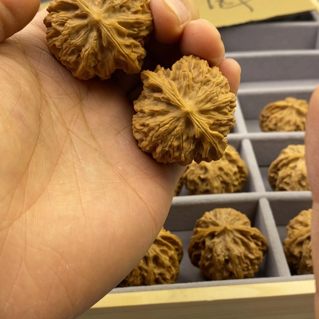 文玩核桃吊坠文玩核桃手把件苹果园