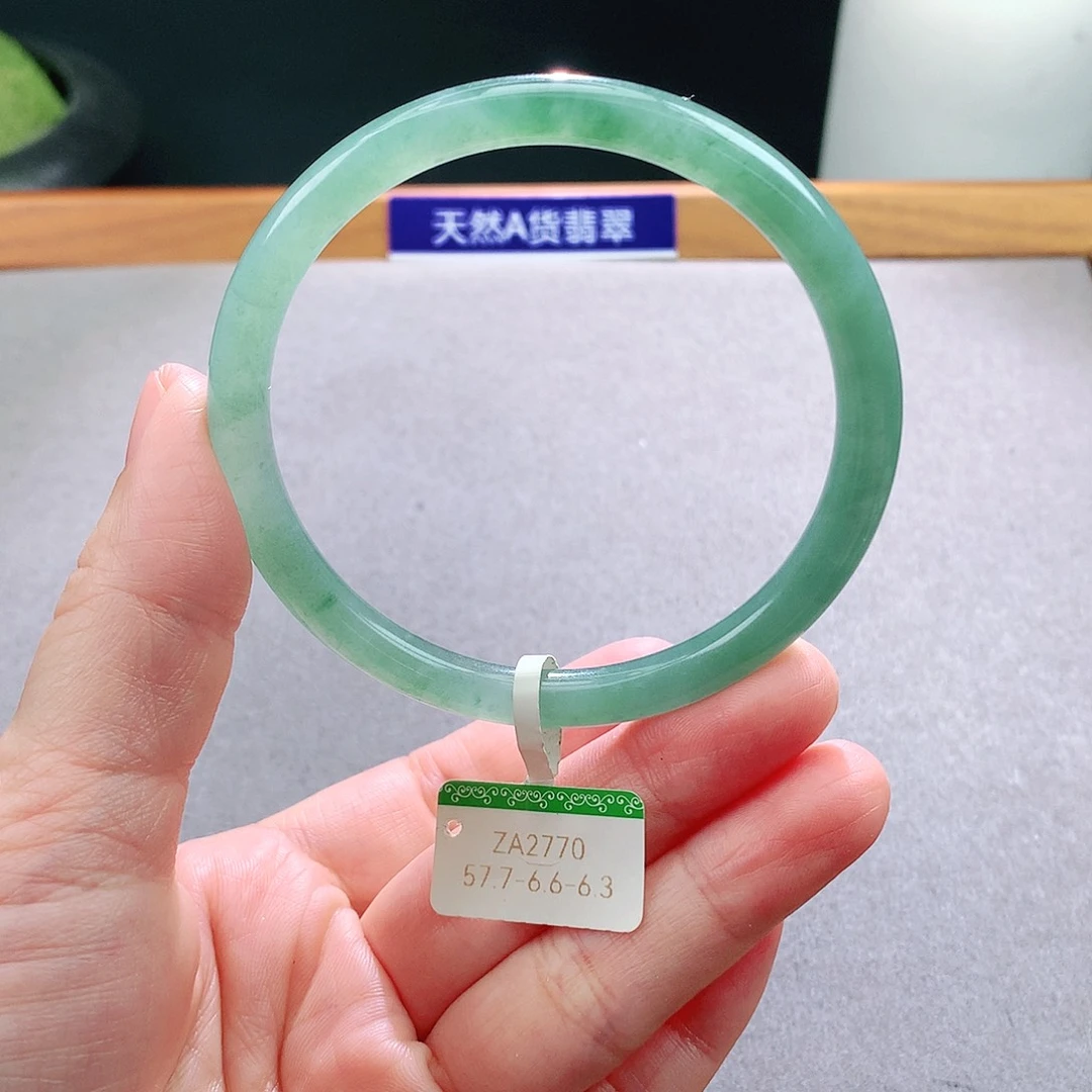 未镶嵌手镯翡翠天然翡翠手镯a货
