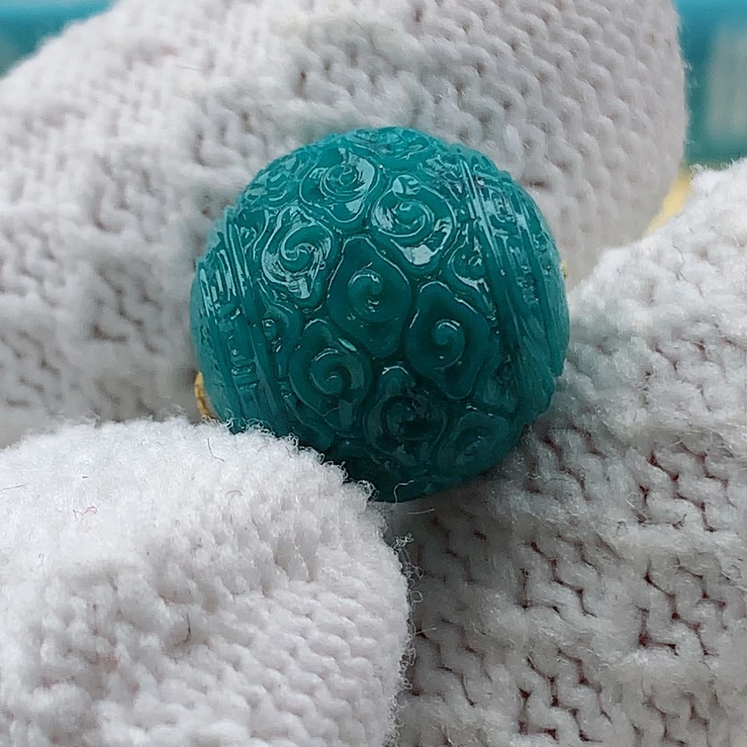 绿松石颈饰未镶嵌