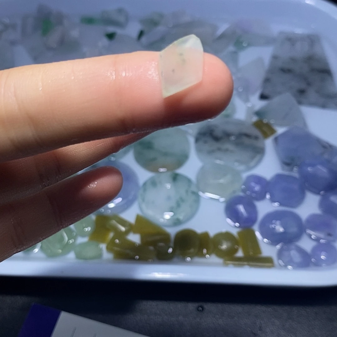 颈饰未镶嵌翡翠4899