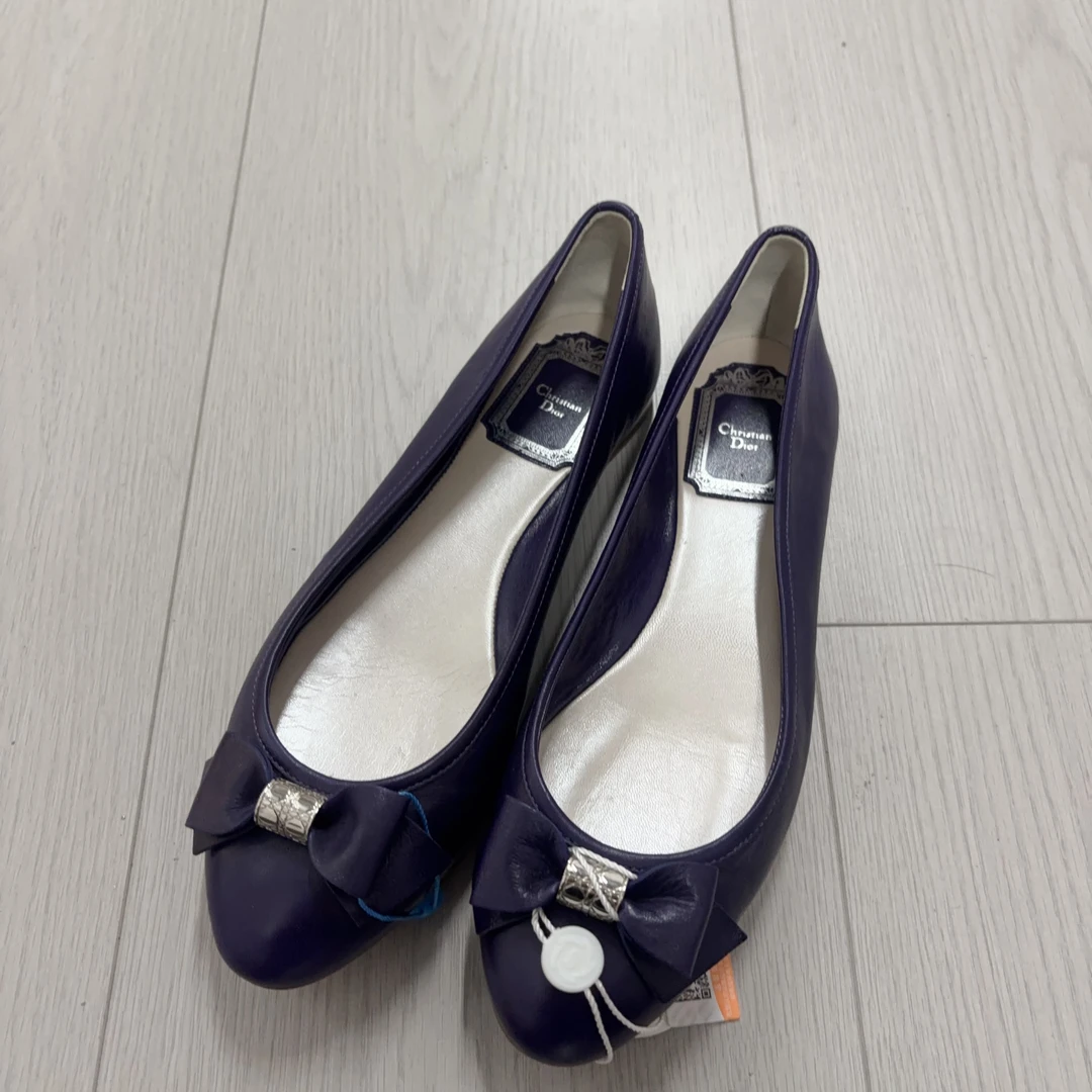 95新 DIOR/迪奥 牛皮平底鞋36码/250817VHH8XA2