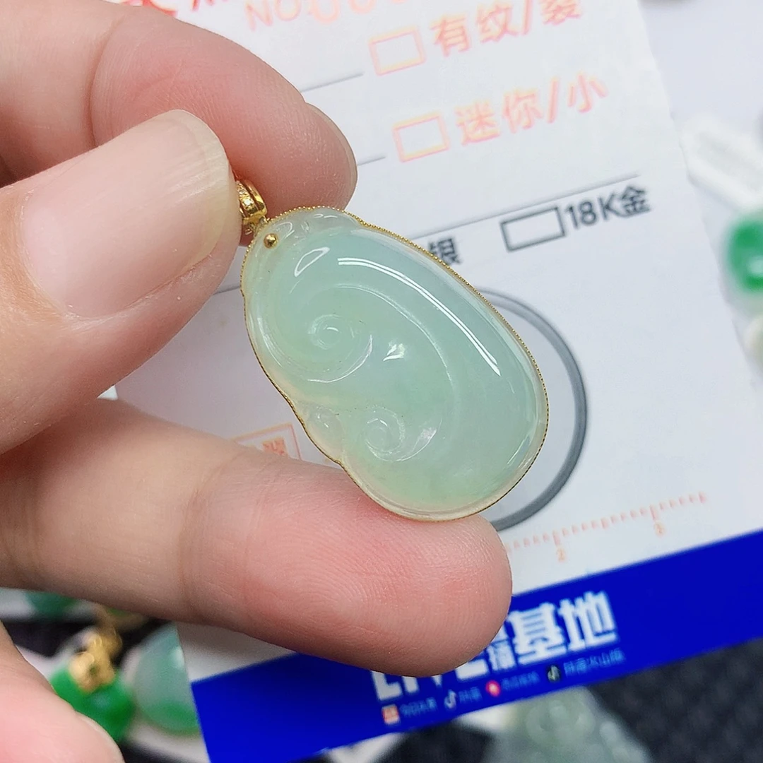 翡翠18K金镶嵌颈饰357885