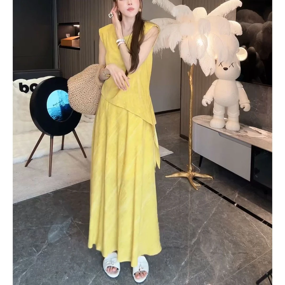 日常显白气质夏日多巴胺时尚套装夏季新款宽松时尚遮肉无袖两件套